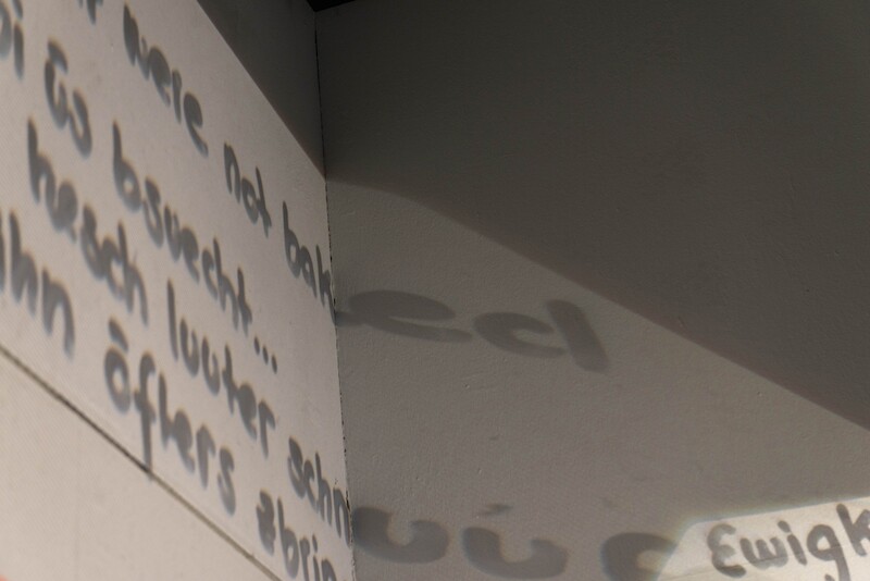 verletzlich zeigen, verstanden fühlen – Medium Text als künstlerische Praxis