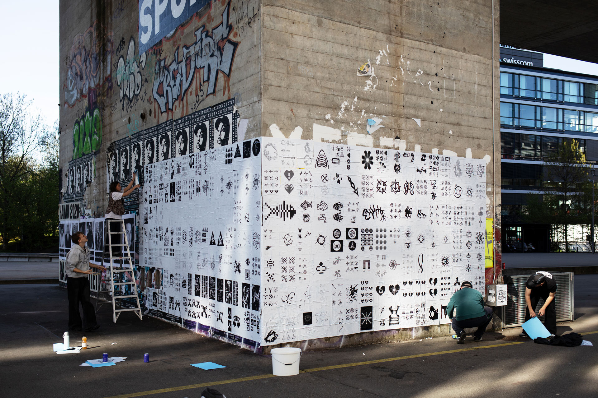 Exercises in Style: The visual rhetorics of safety signs